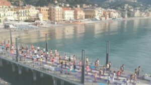 essere-yoga-benessere-alassio-wellness-wellbeing-visit-esperienze-experience-lucia-ragazzi-world-weekend-vacanze-turismo-molo-spiaggia-free-alba-tramonto-libertas-anas-liguria-